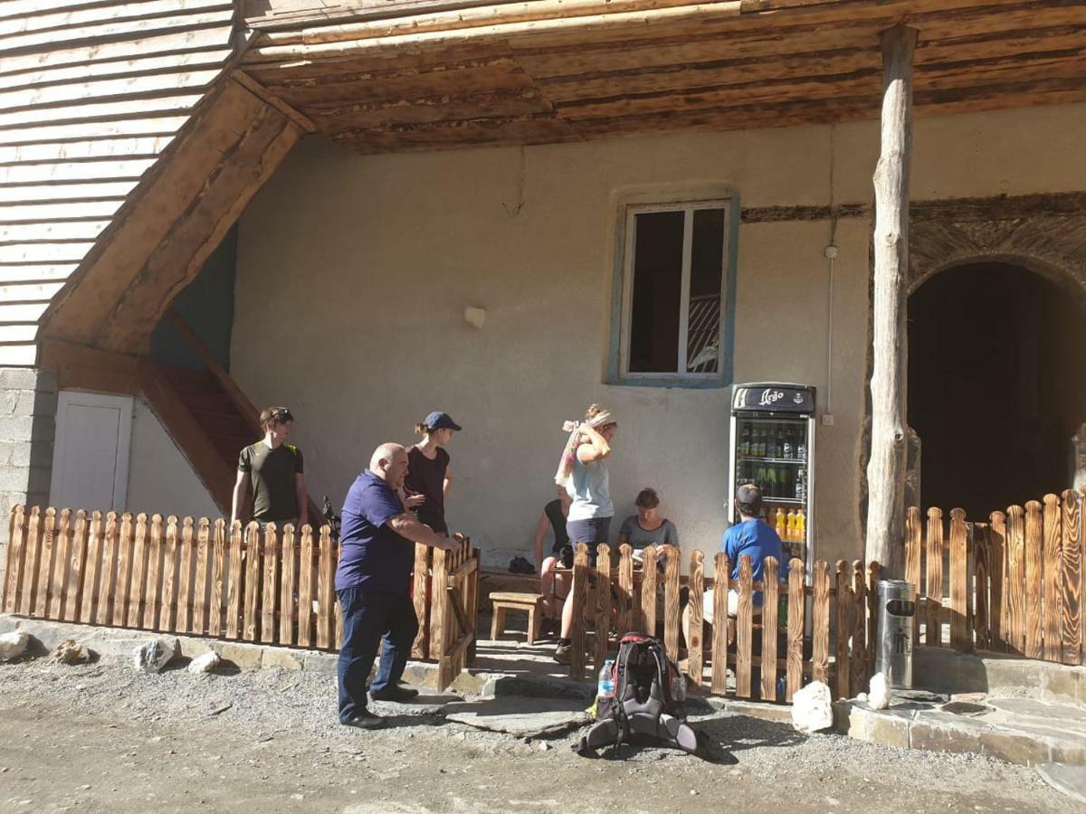 Bed and Breakfast Raul Lushnu Darbaz Mestia Exterior foto